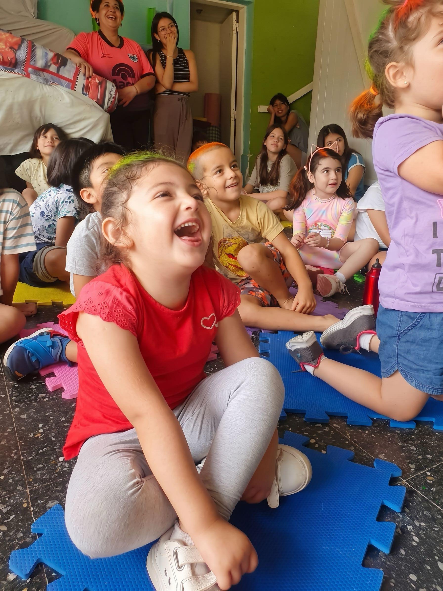 Niños disfrutando
